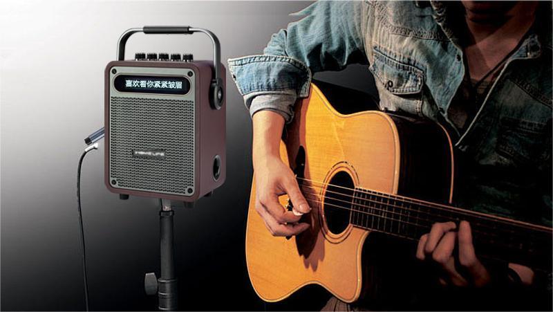 enceinte karaoké portable tout-en-un avec audio professionnel et connectivité universelle