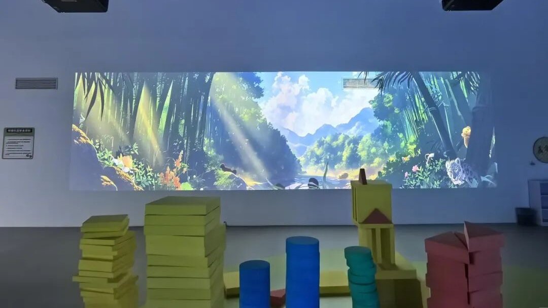 Imaging IP Empowerment: Panasonic Projection Creates the Digital Art Gallery 